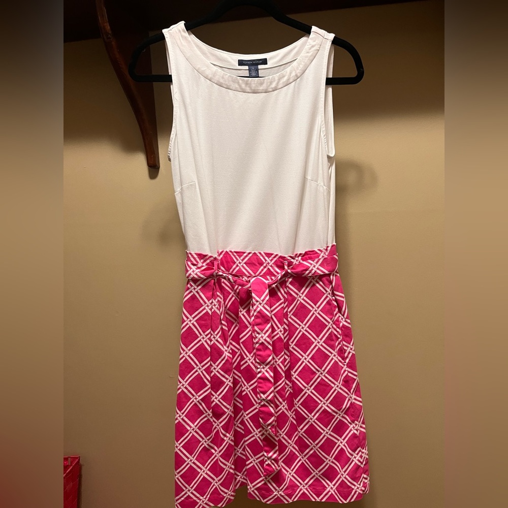 Tommy Hilfiger sleeveless dress with pockets
